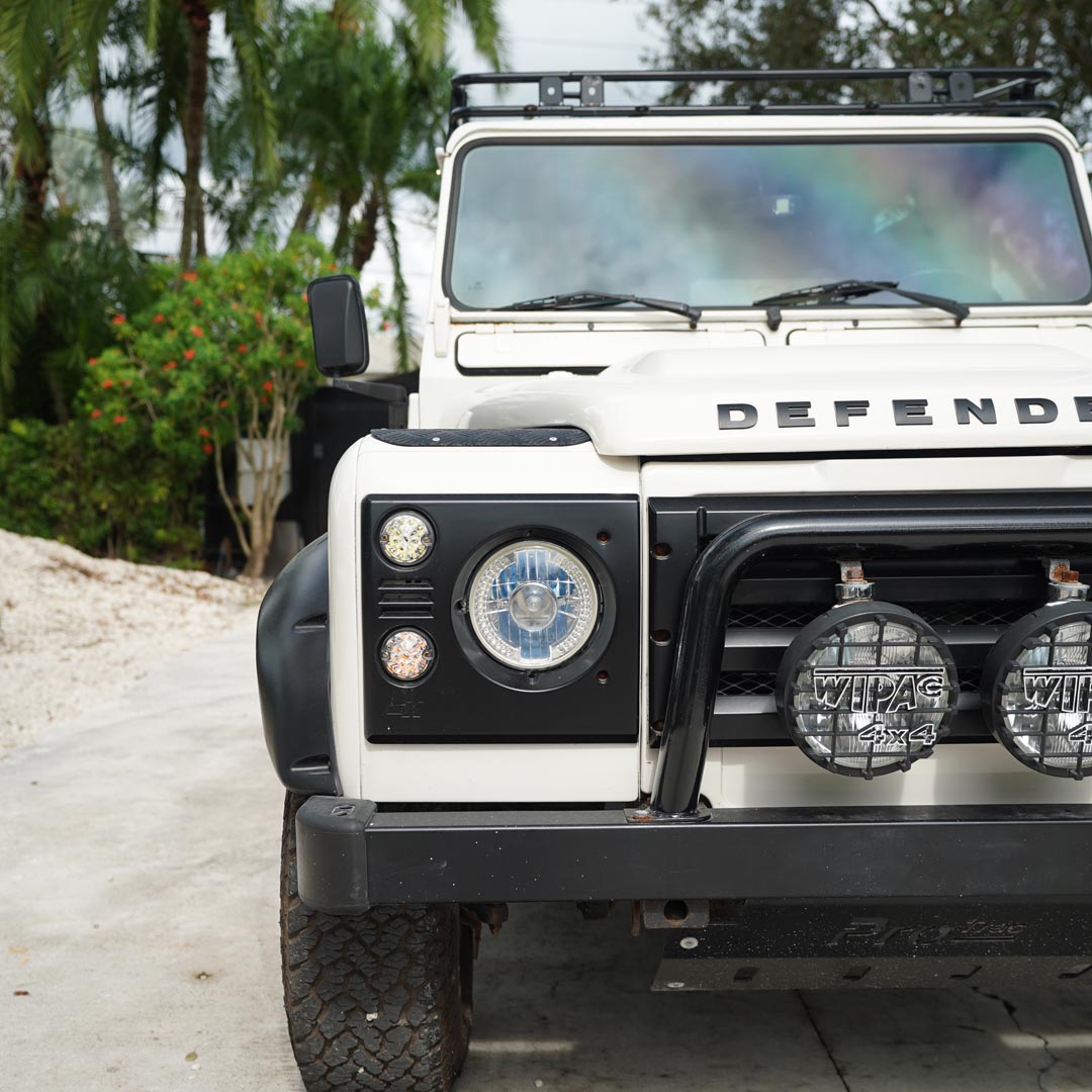 1991 Land Rover Defender - Engine Photo