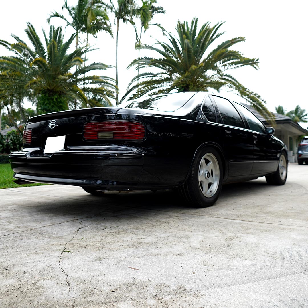 1994 Chevrolet Caprice - Engine Photo