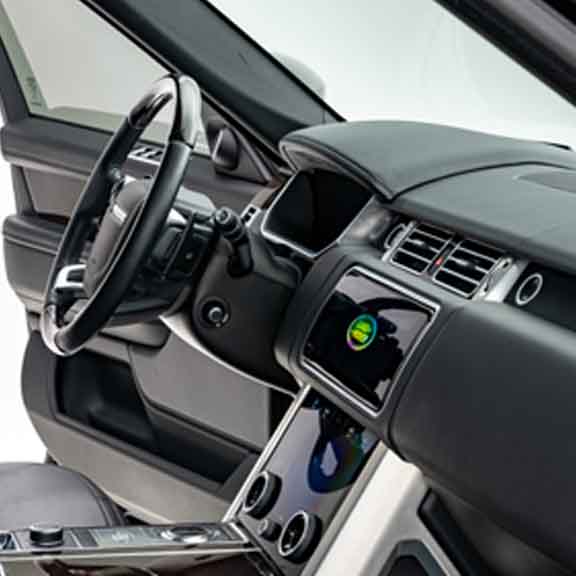 2019 Land Rover Range Rover - Engine Photo