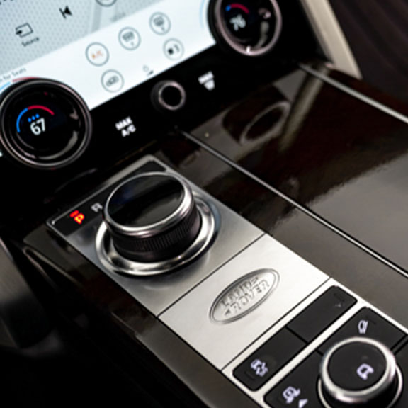 2019 Land Rover Range Rover - Interior Photo