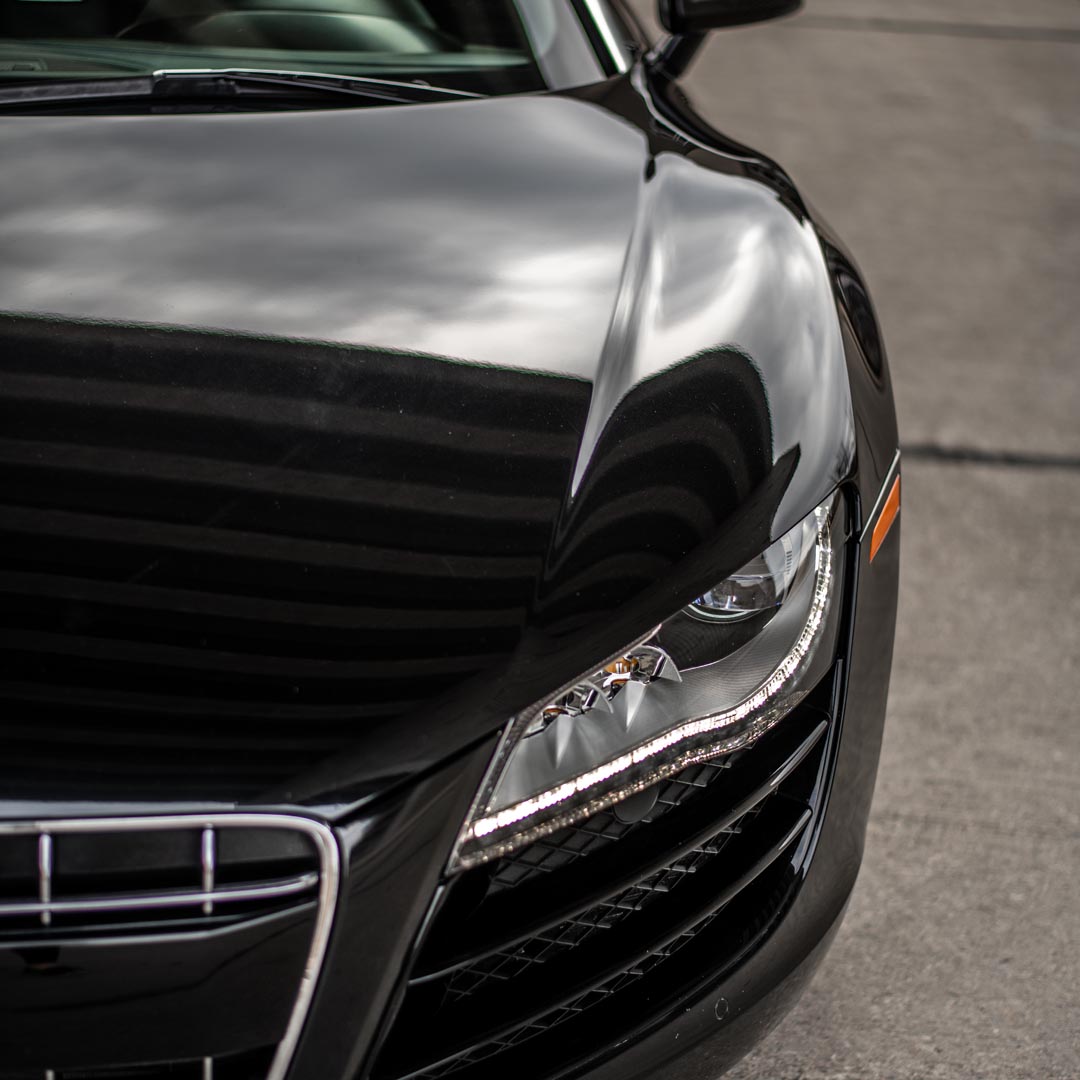 2011 Audi R8 - Engine Photo