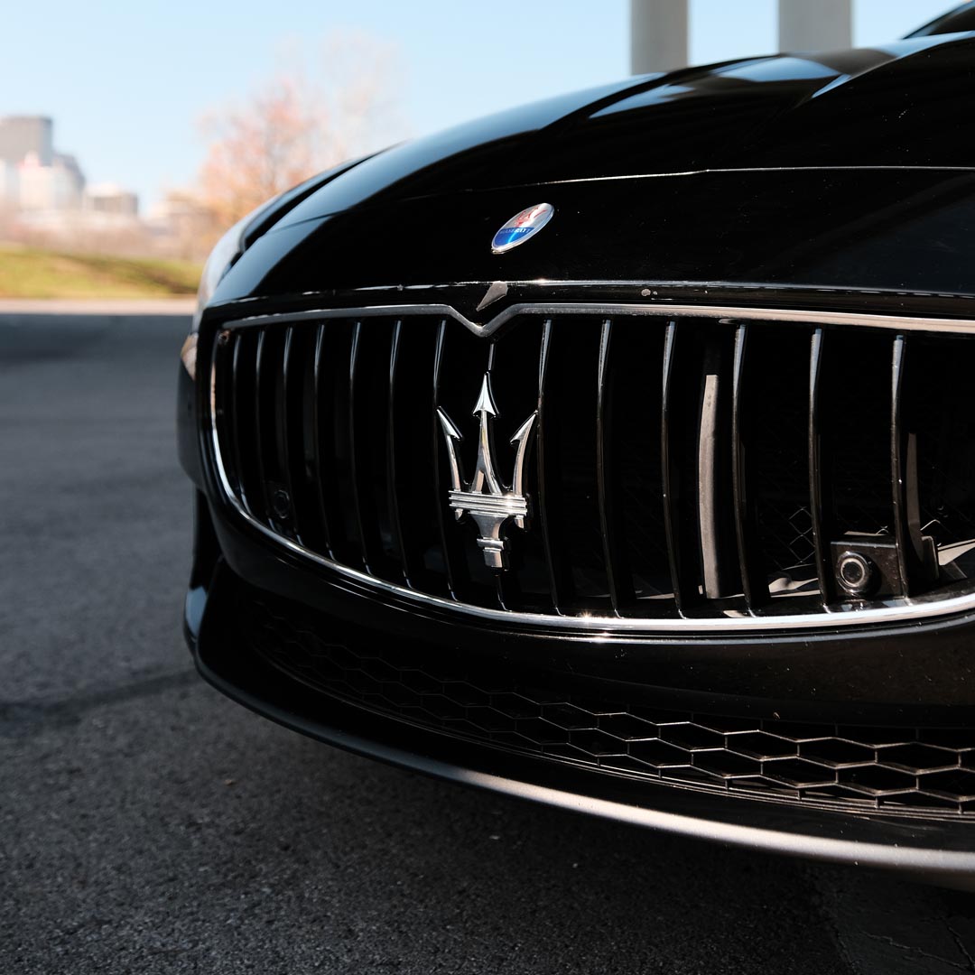 2014 Maserati Quattroporte - Engine Photo