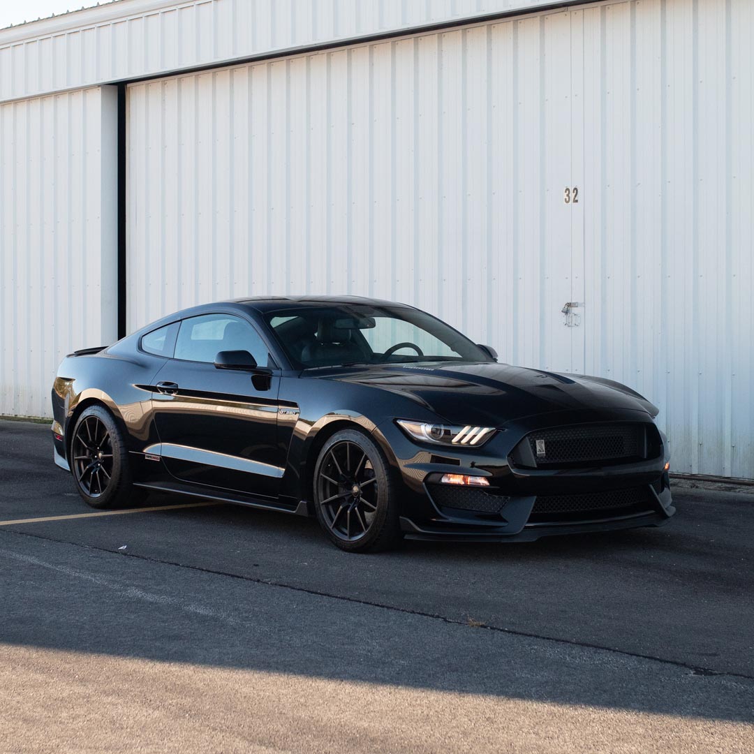 2016 Ford Mustang - Engine Photo