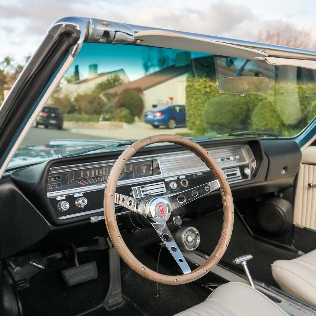 1964 Oldsmobile  Cutlass - Interior Photo