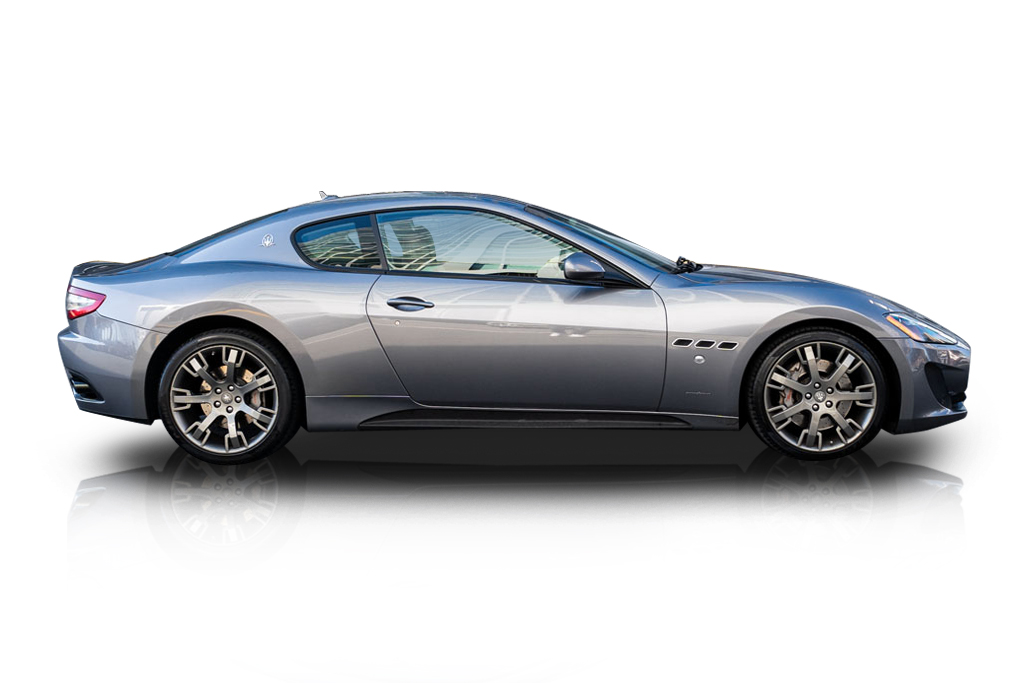 An incredible side shot photo of aMaserati GranTurismo that you should buy.