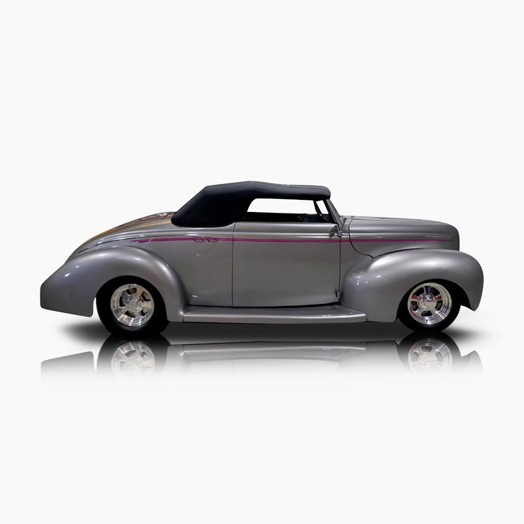 1939 Ford Deluxe - Passenger side