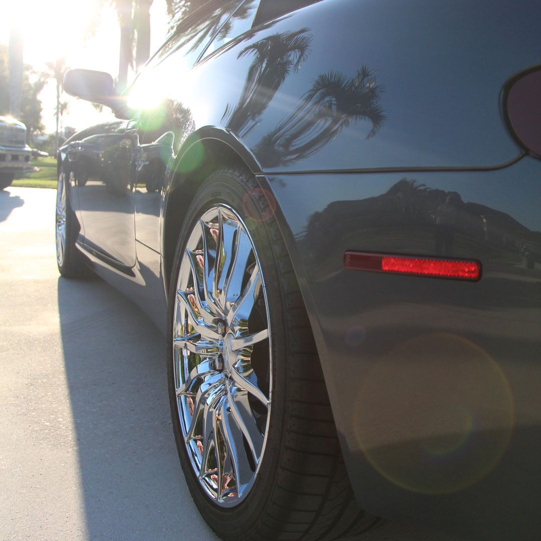 2008 Aston Martin DB9 - Engine Photo