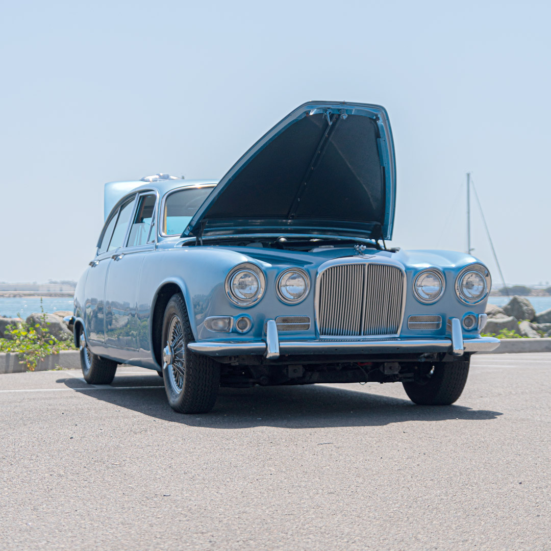 1967 Jaguar 420 - Overview Photo