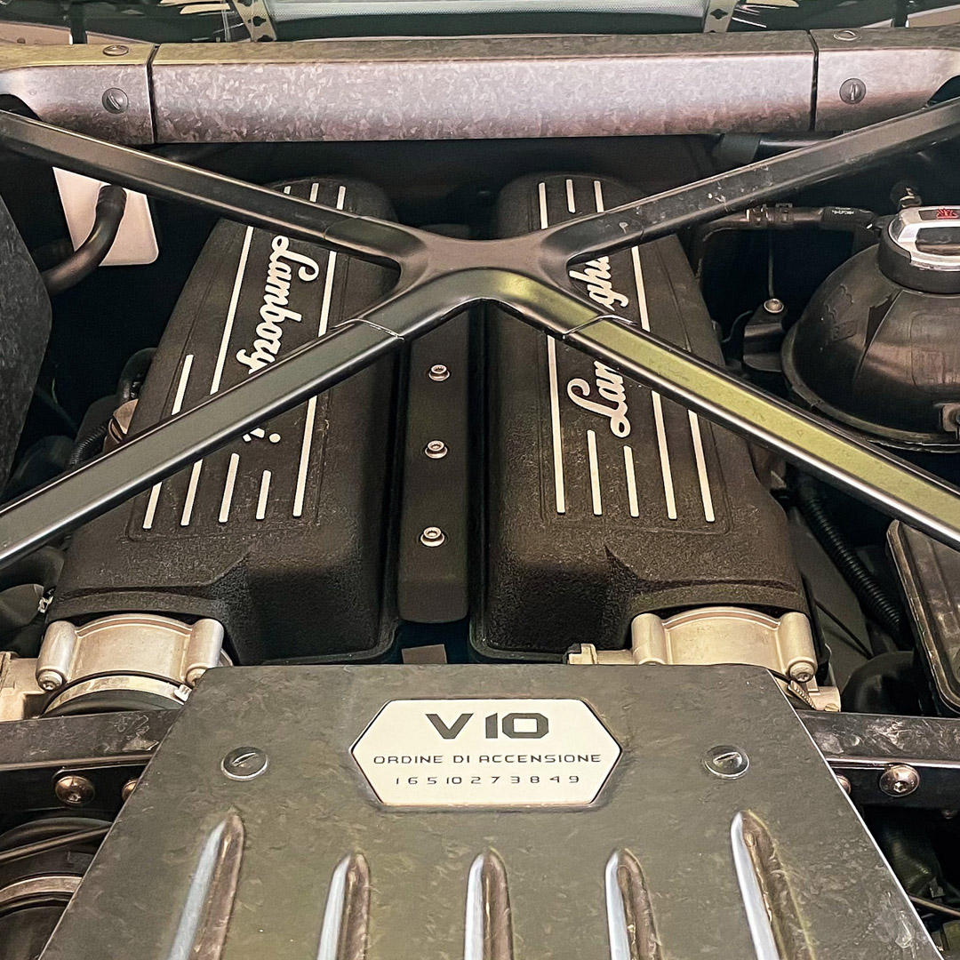 2015 Lamborghini Huracan - Engine Photo