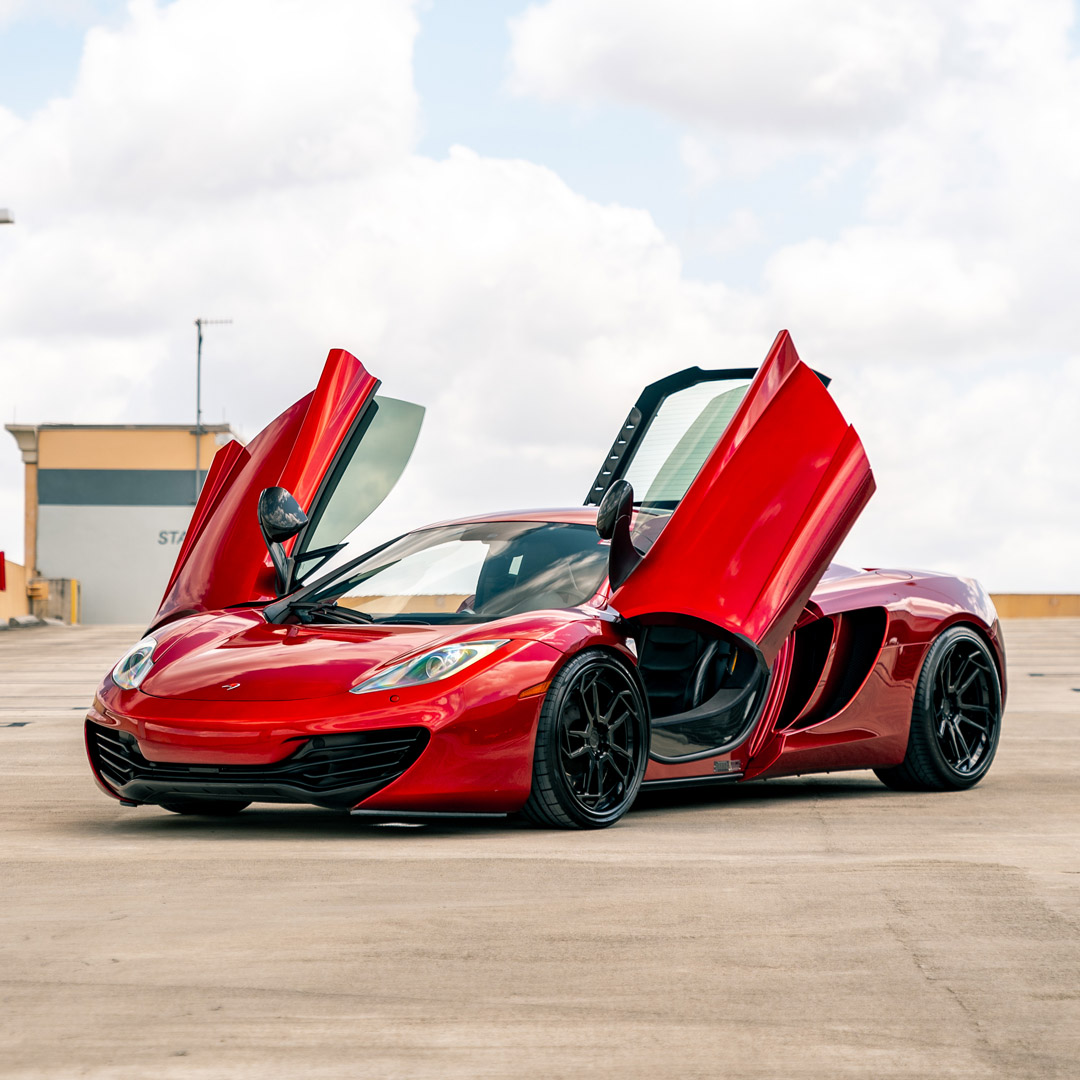 2012 Mclaren MP4-12C - Overview Photo