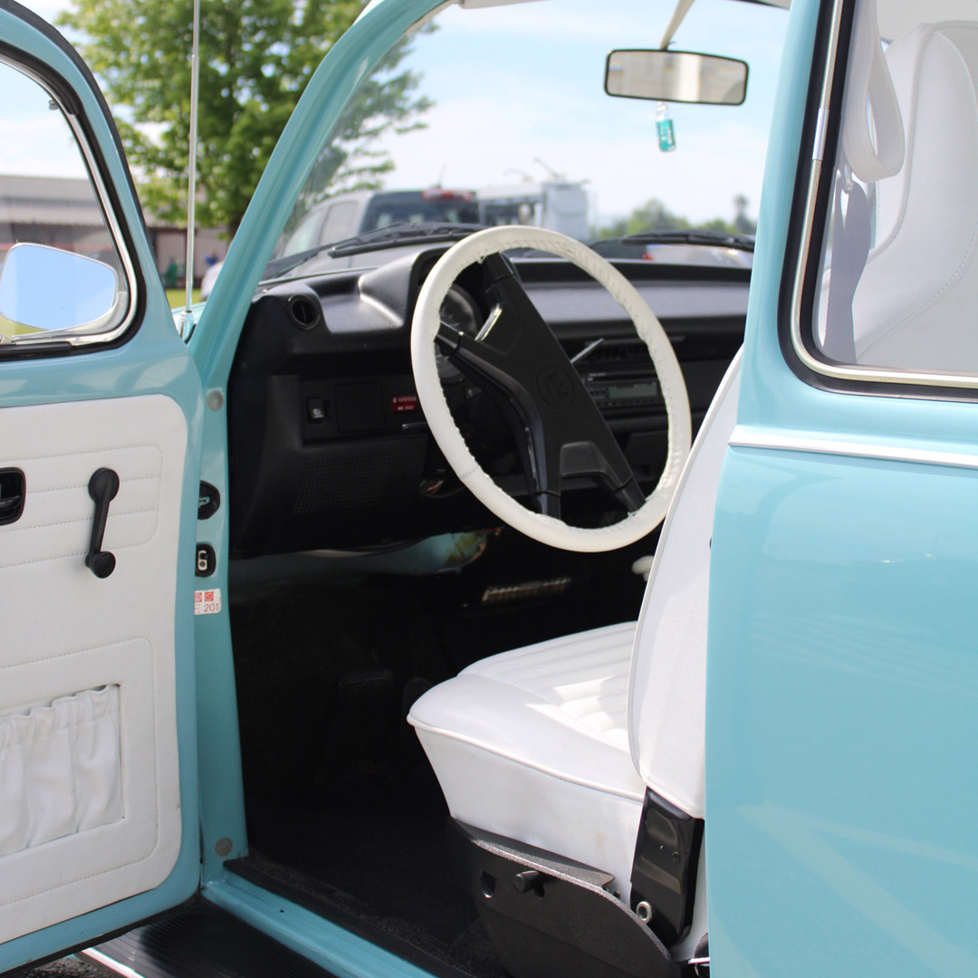 1974 Volkswagen Beetle - Interior Photo