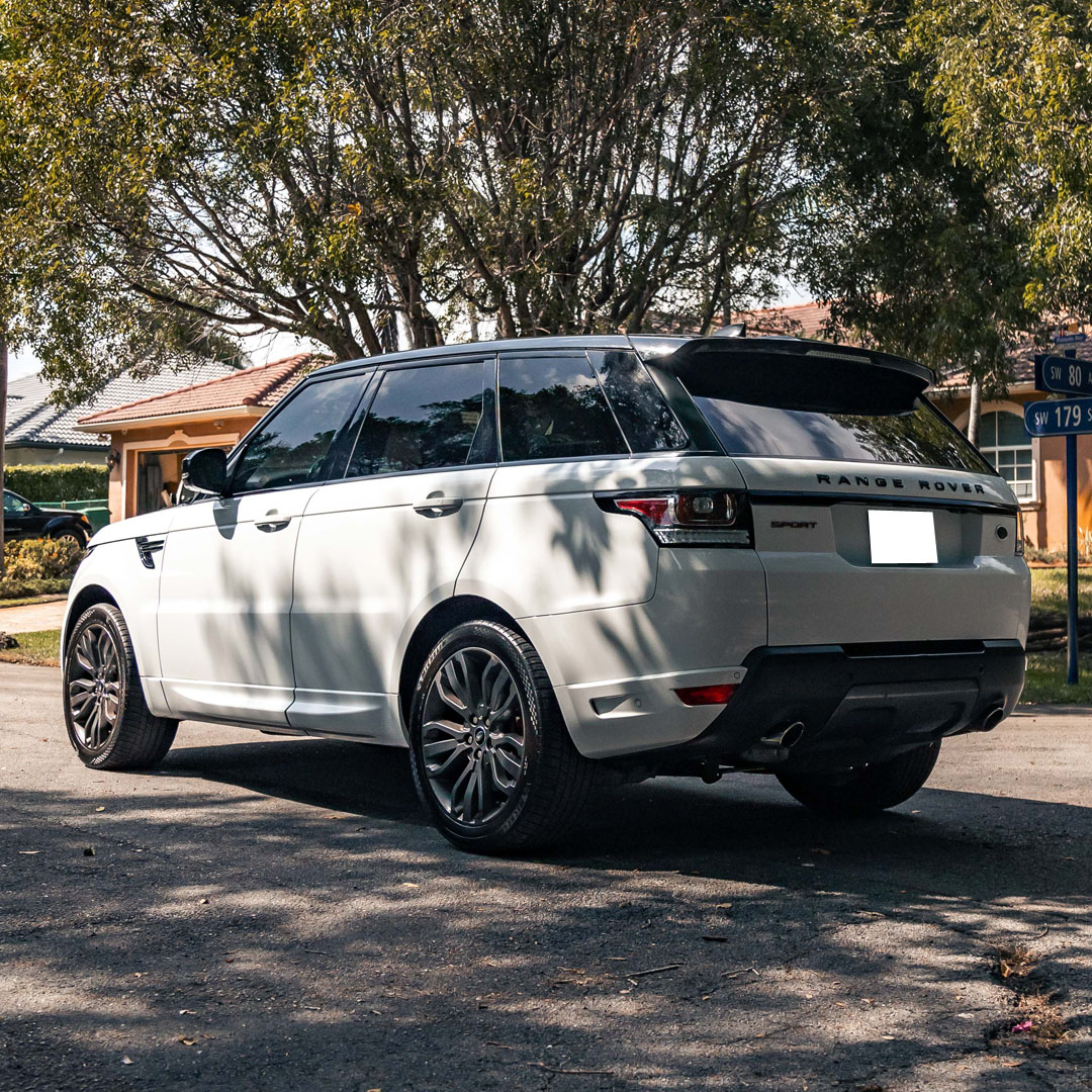 2017 Land Rover Range Rover Sport - Interior Photo