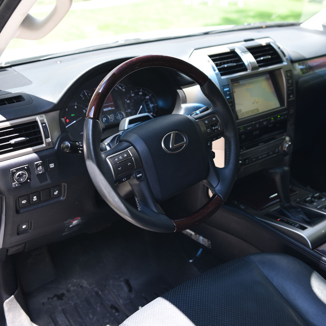 2015 Lexus GX - Interior Photo
