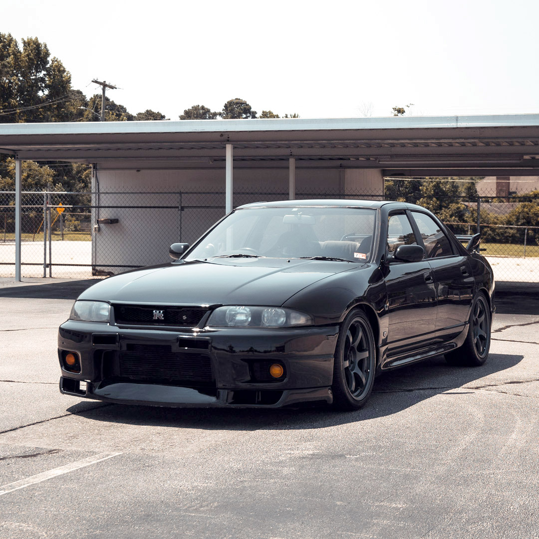 1993 Nissan Skyline - Overview Photo