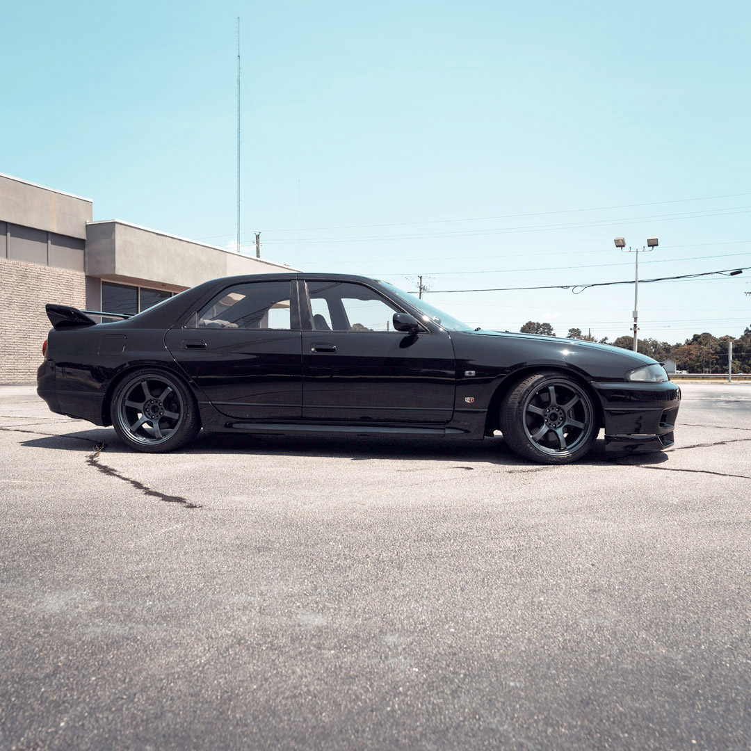1993 Nissan Skyline - Interior Photo