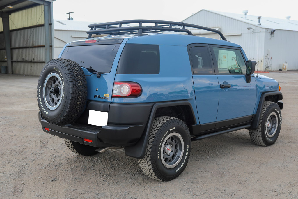 2014 Toyota FJ Cruiser - Overview Photo