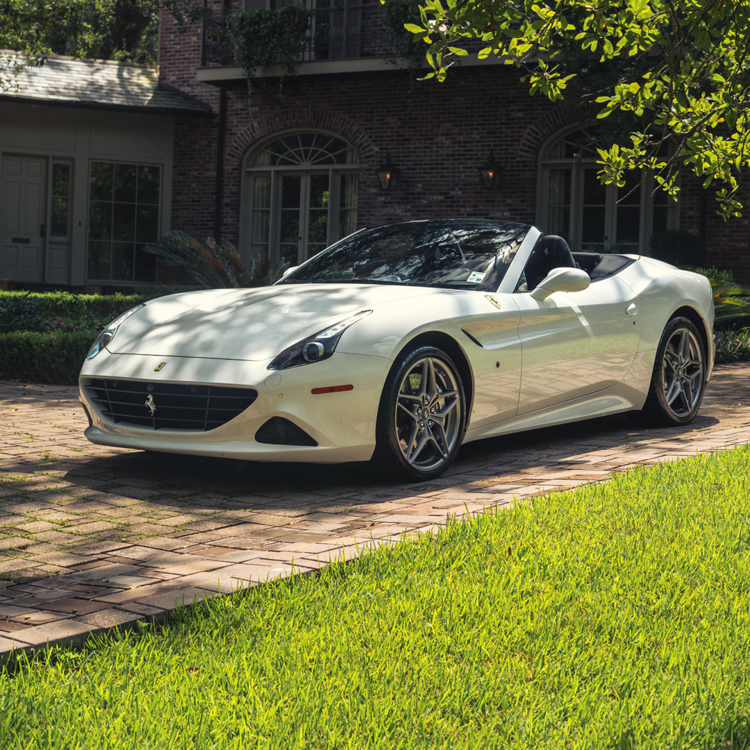 2015 Ferrari California - Overview Photo