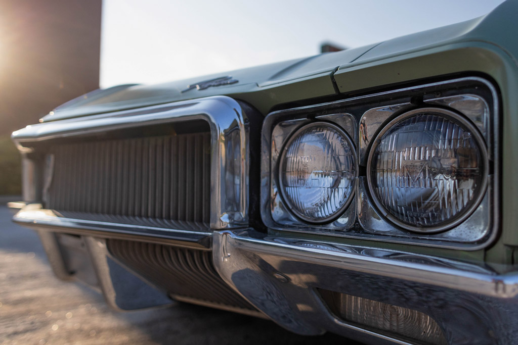 1970 Buick Riviera - Engine Photo