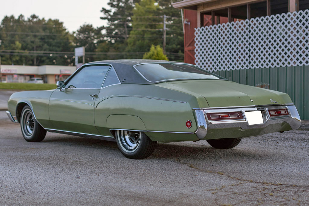1970 Buick Riviera - Overview Photo