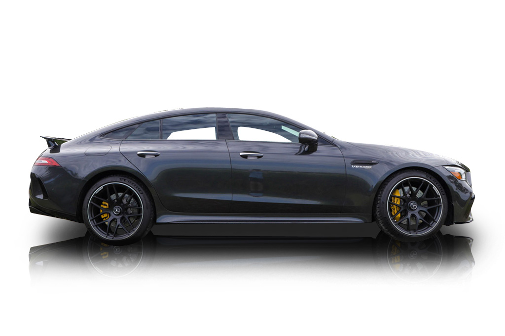 An incredible side shot photo of aMercedes-Benz AMG GT that you should buy.