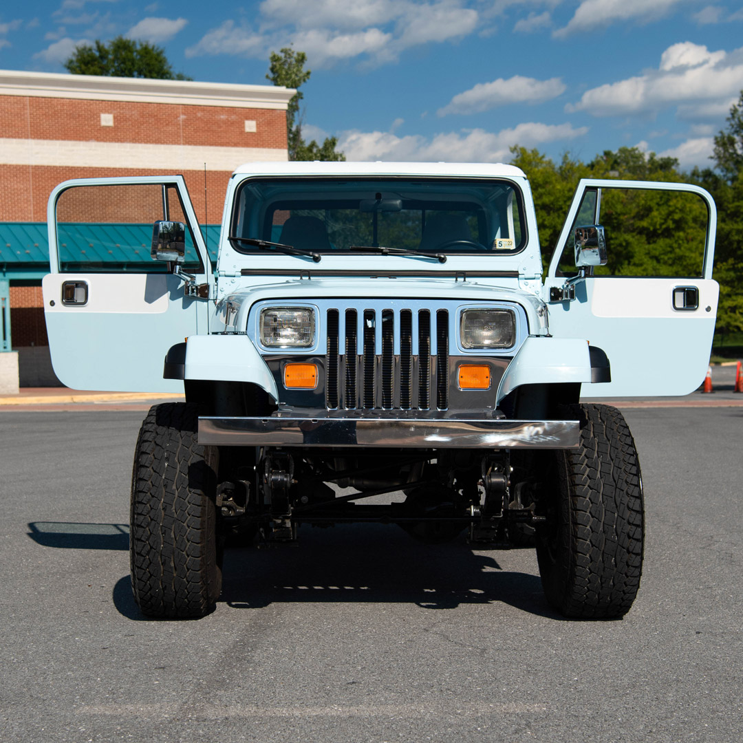 1989 Jeep Wrangler - Engine Photo