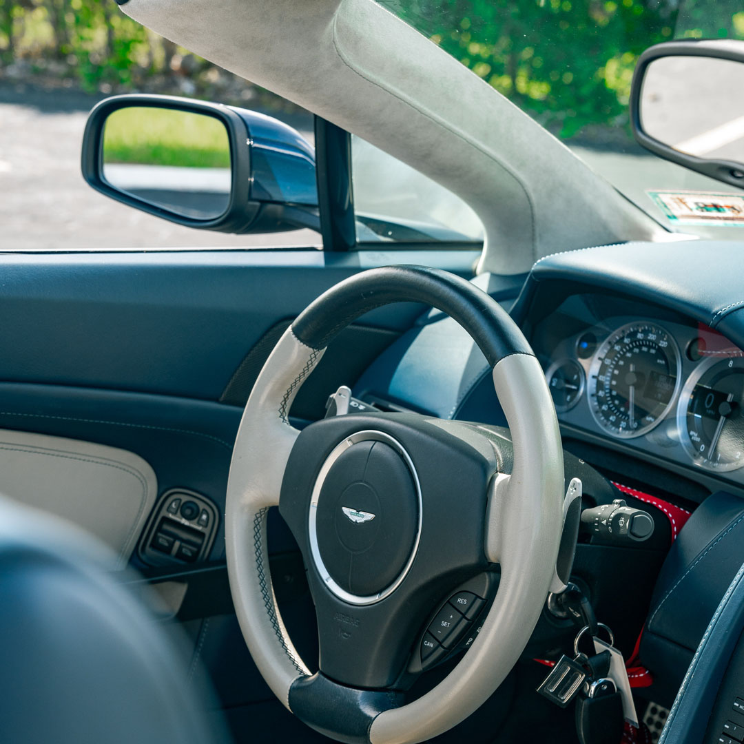2008 Aston Martin V8 Vantage - Interior Photo