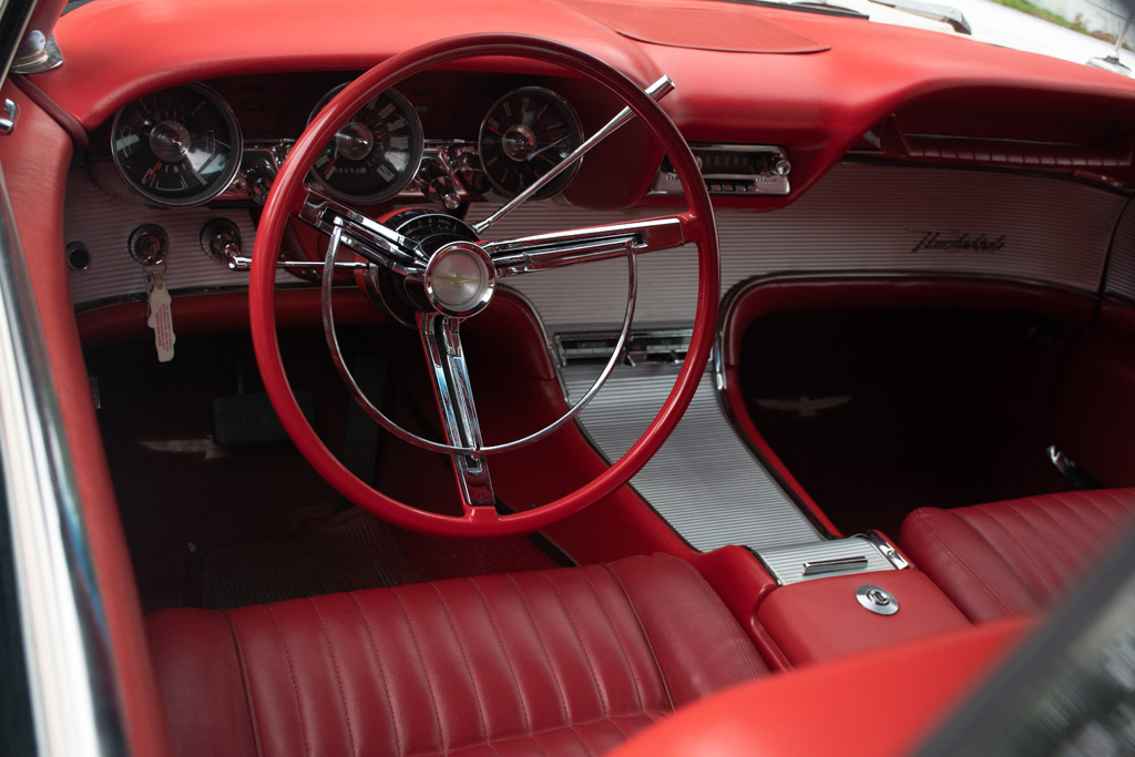 1962 Ford Thunderbird - Interior Photo