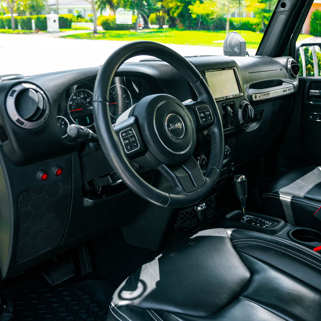 2015 Jeep Wrangler - Interior Photo