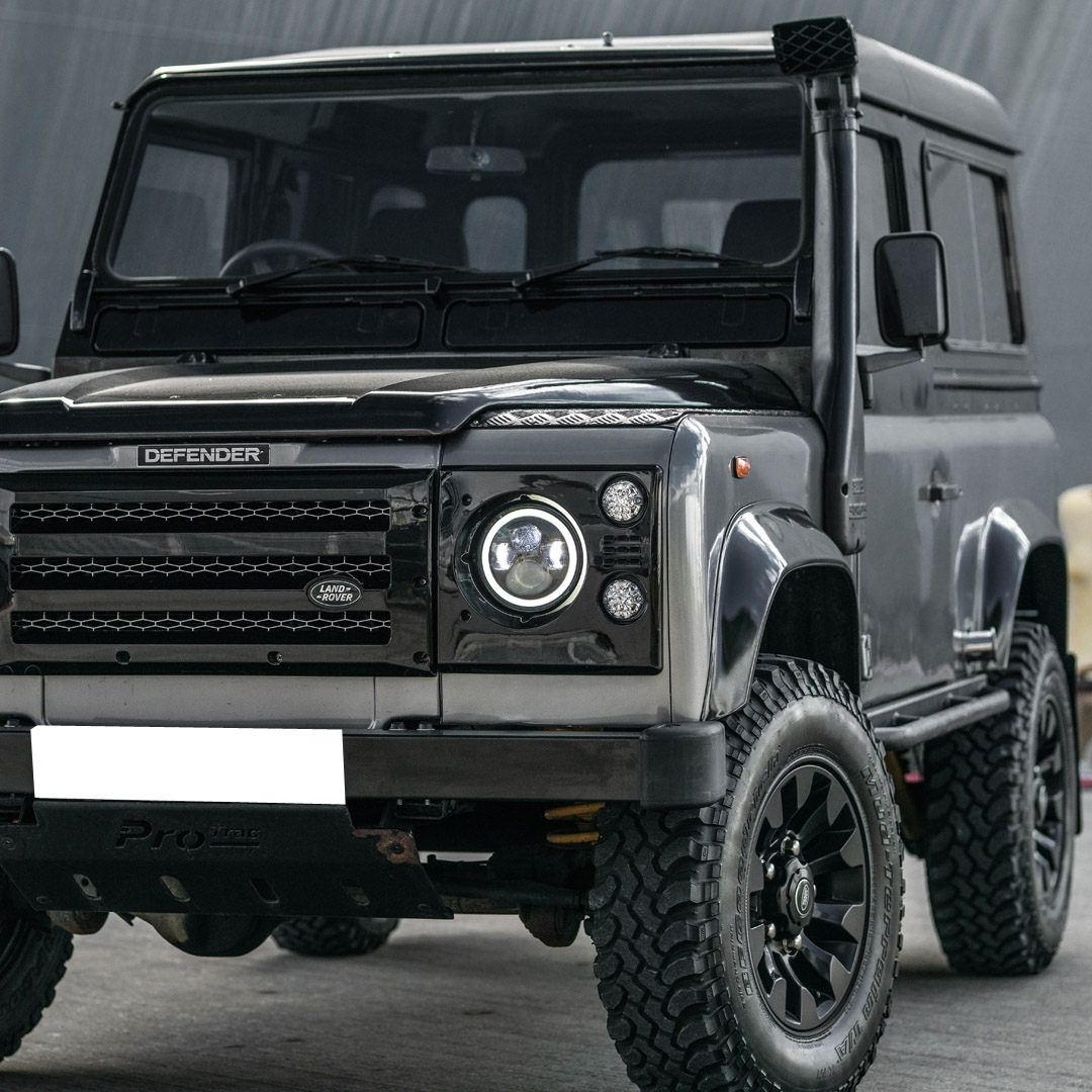 1994 Land Rover Defender - Engine Photo
