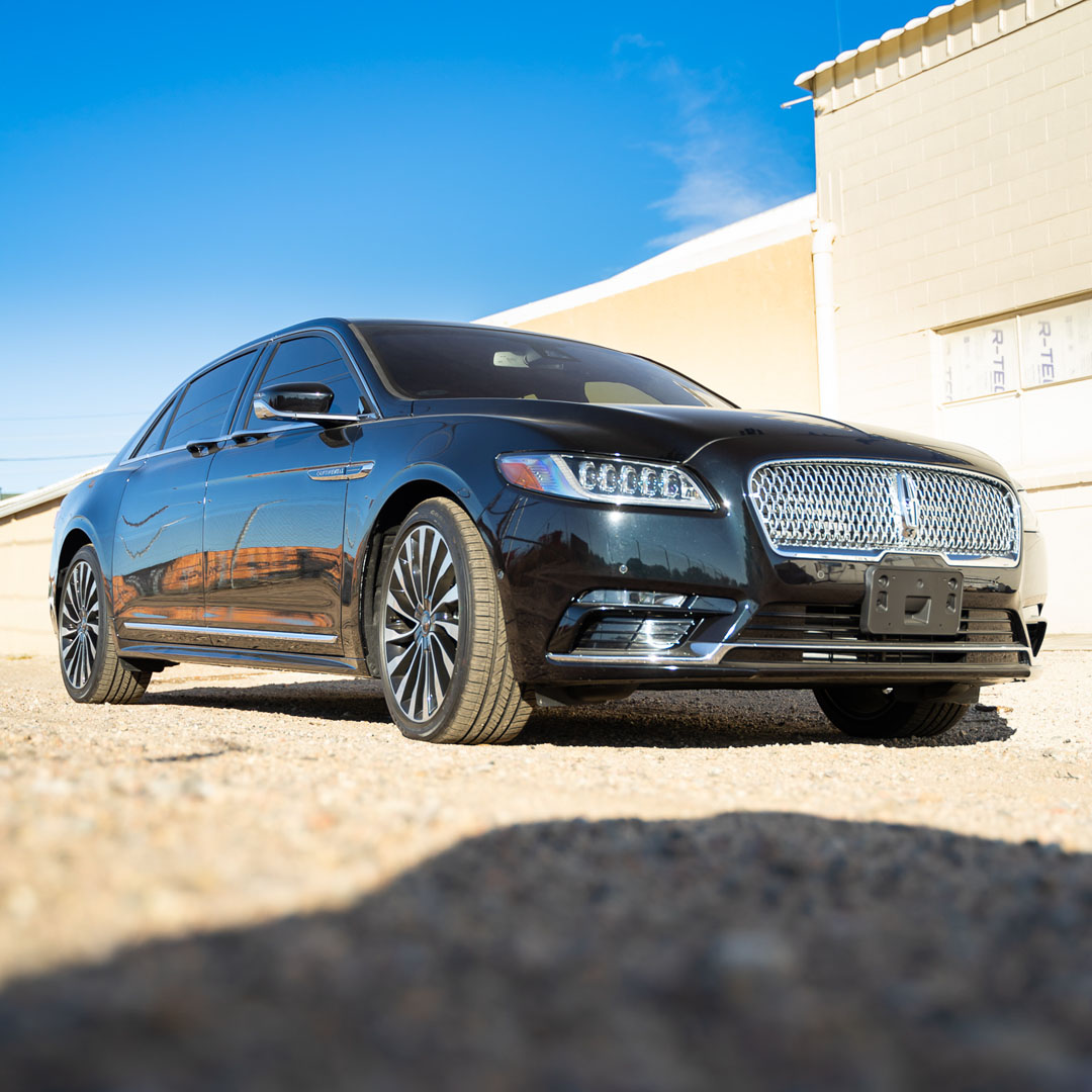 2019 Lincoln Continental - Engine Photo