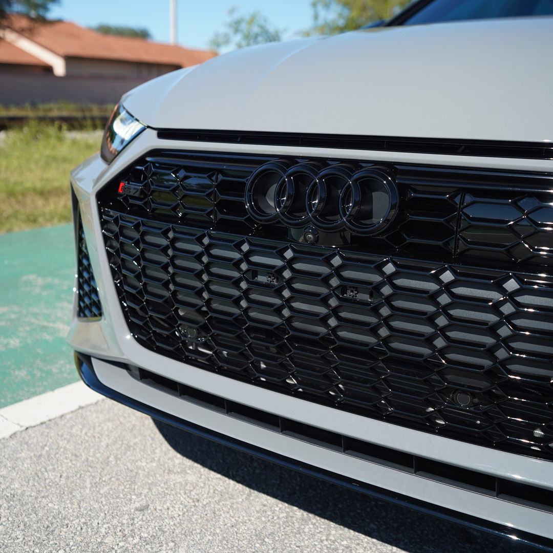 2022 Audi RS7 - Engine Photo