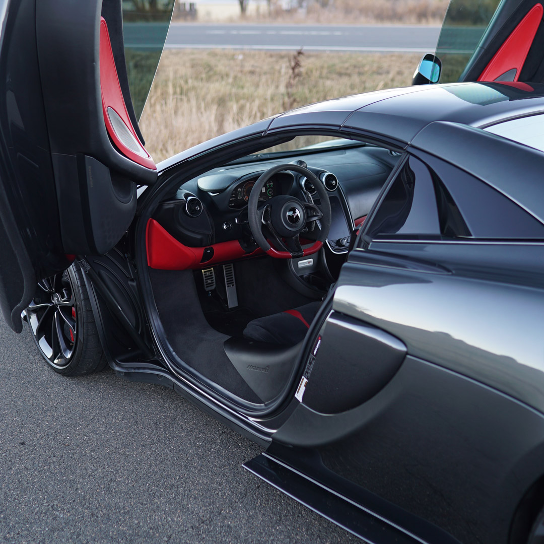 2019 Mclaren 570S - Interior Photo
