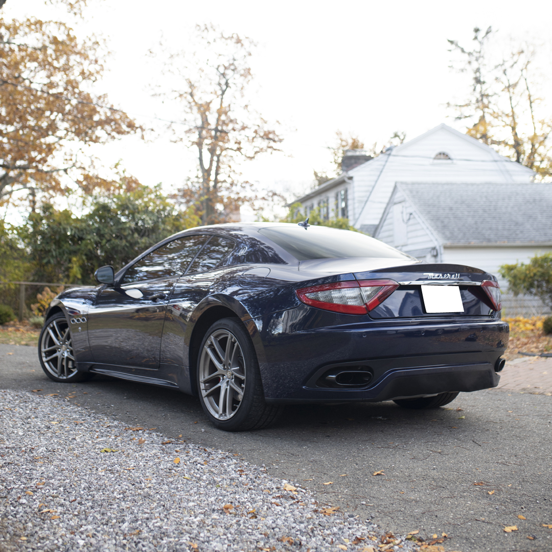 2017 Maserati Granturismo - Interior Photo