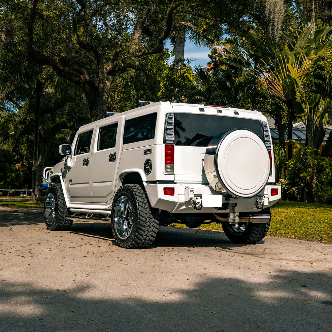 2009 Hummer H2 - Interior Photo