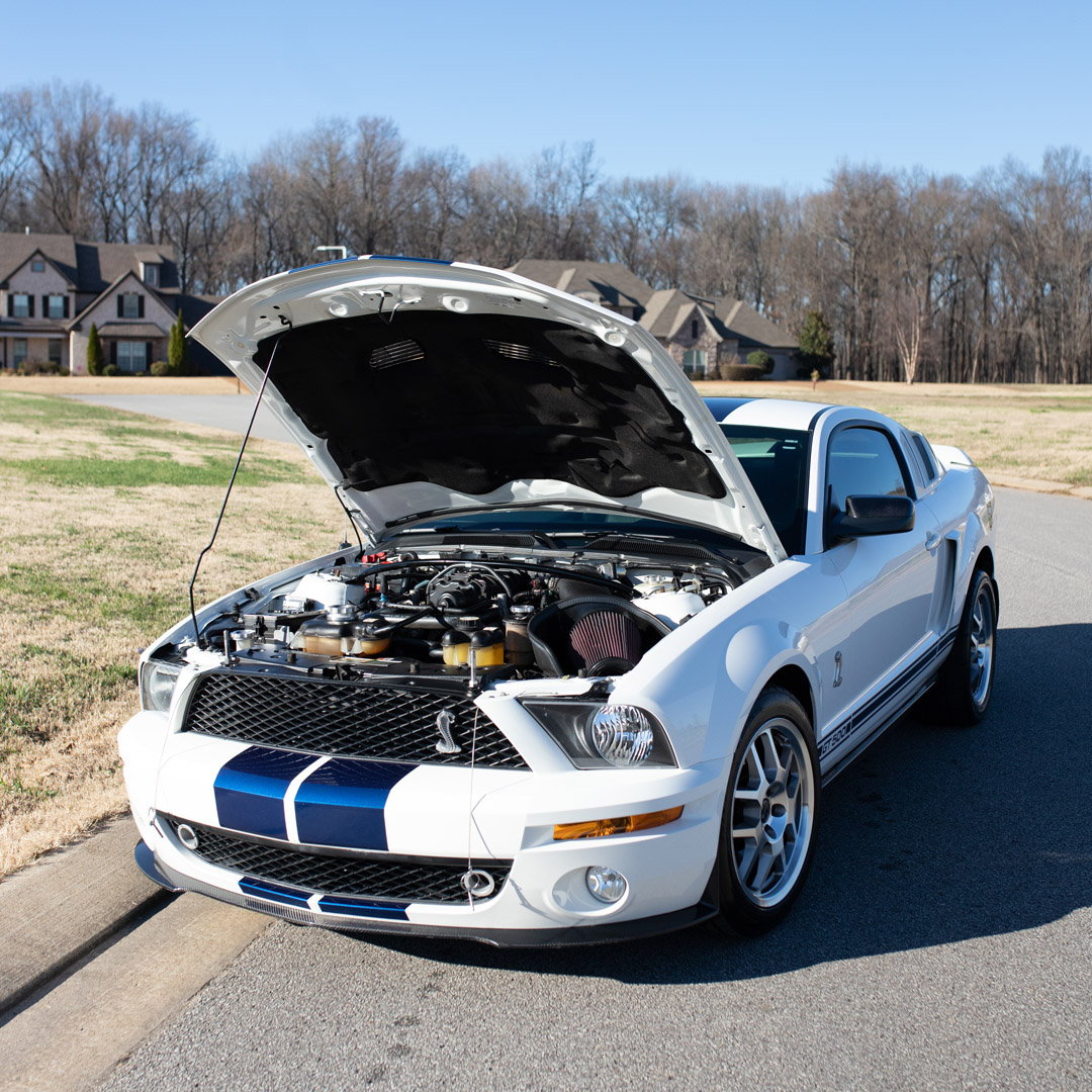 2007 Ford Mustang - Engine Photo