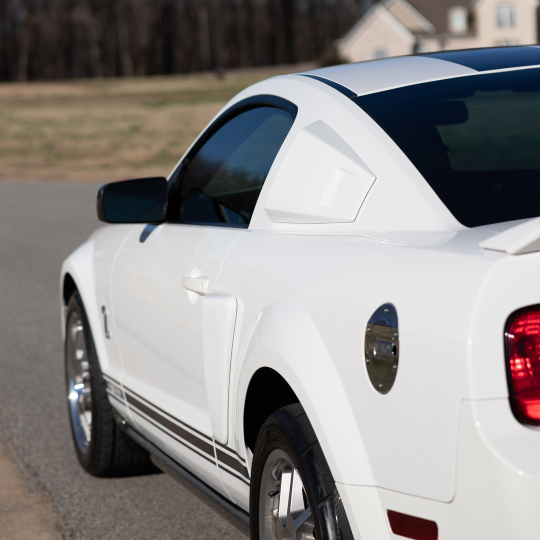2007 Ford Mustang - Interior Photo