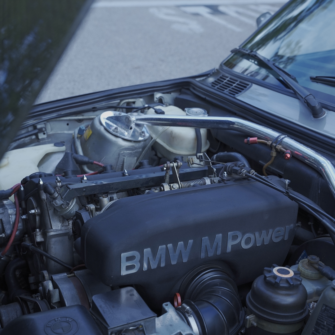 1989 BMW M3 - Engine Photo