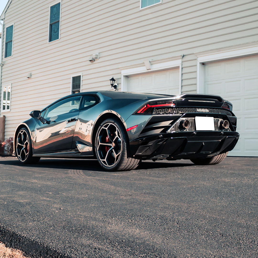 2021 Lamborghini Huracan - Interior Photo