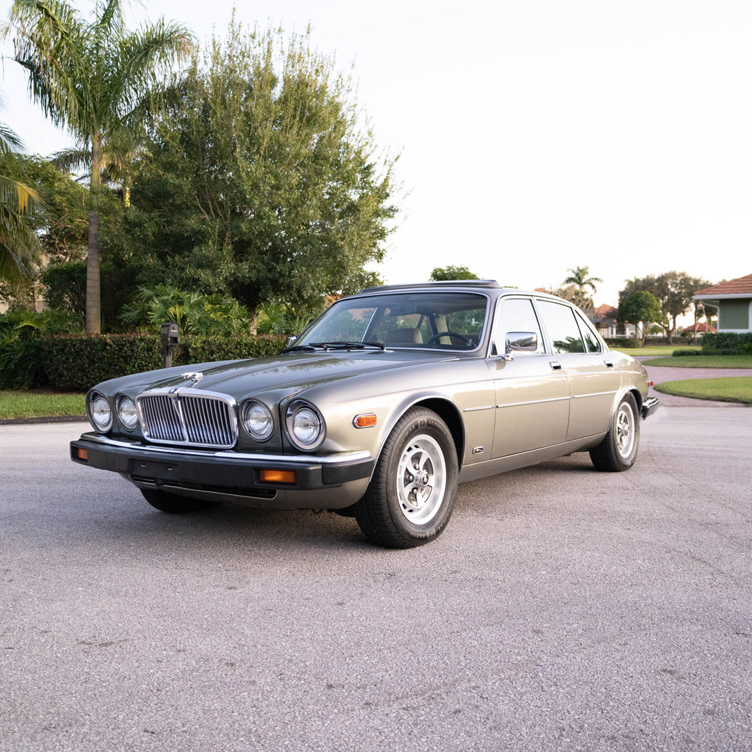 1987 Jaguar XJ6 - Overview Photo