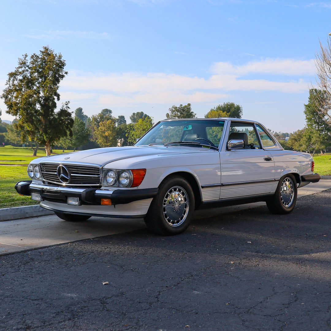 1989 Mercedes Benz 560 SL - Overview Photo