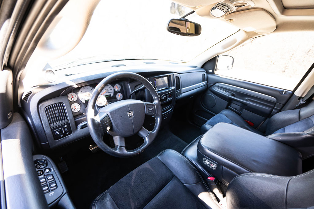 2005 Dodge Ram - Interior Photo