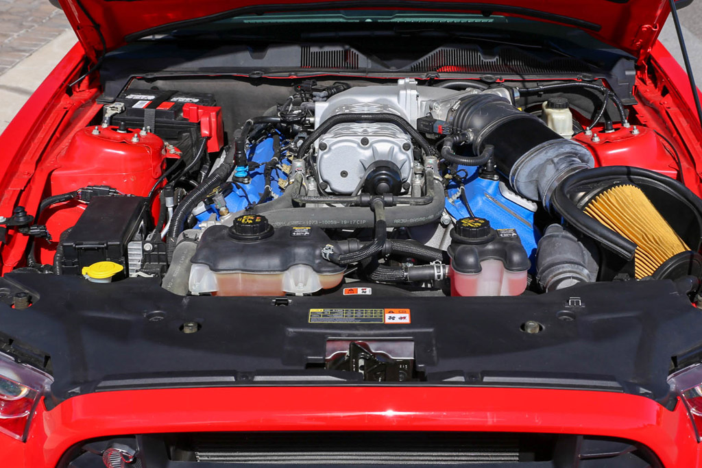 1999 Ford Mustang - Engine Photo