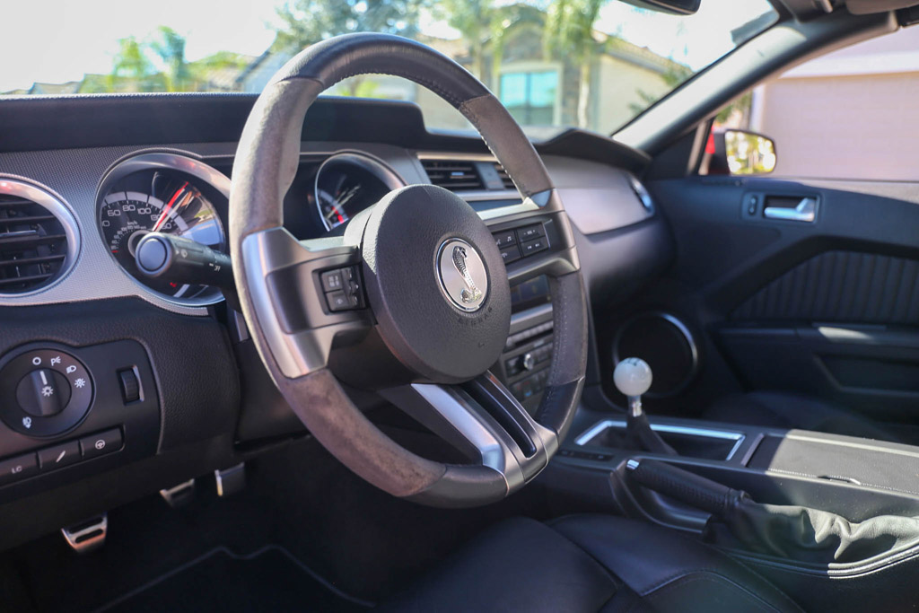 1999 Ford Mustang - Interior Photo