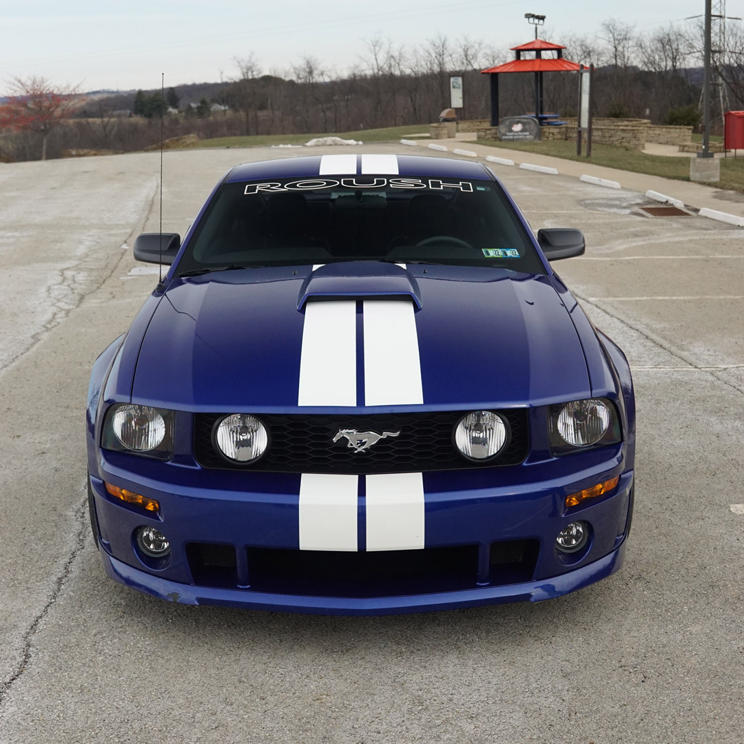 2005 Ford Mustang - Engine Photo