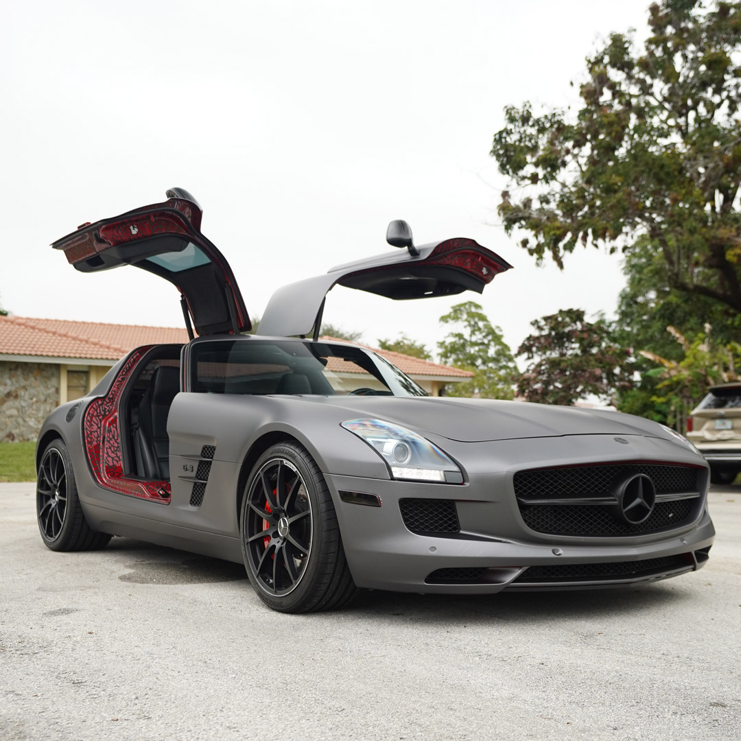 2012 Mercedes-benz SLS-Class - Overview Photo
