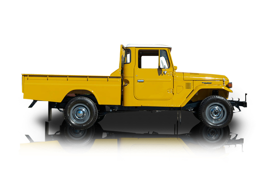 An incredible side shot photo of aToyota Land Cruiser that you should buy.