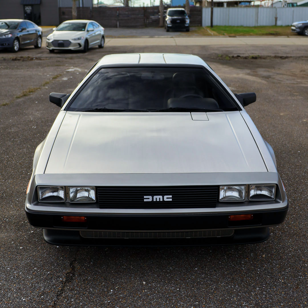 1981 Delorean DMC-12 - Engine Photo