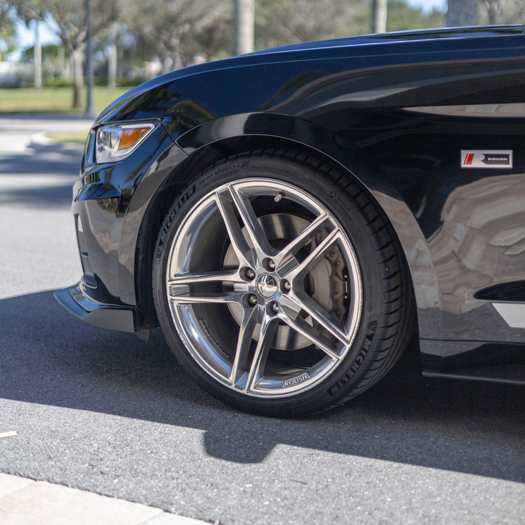 2015 Ford Mustang - Engine Photo