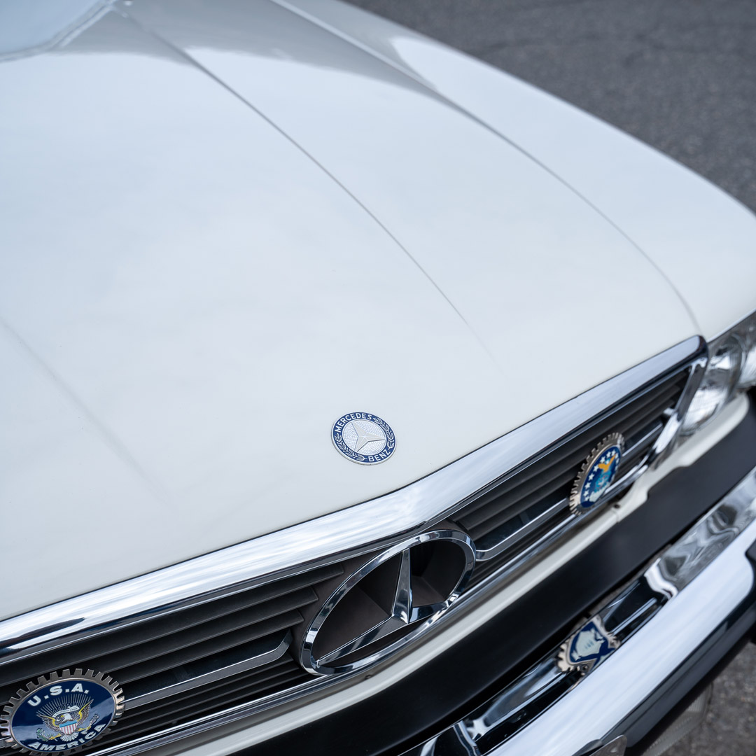 1980 Mercedes Benz 450SL - Engine Photo