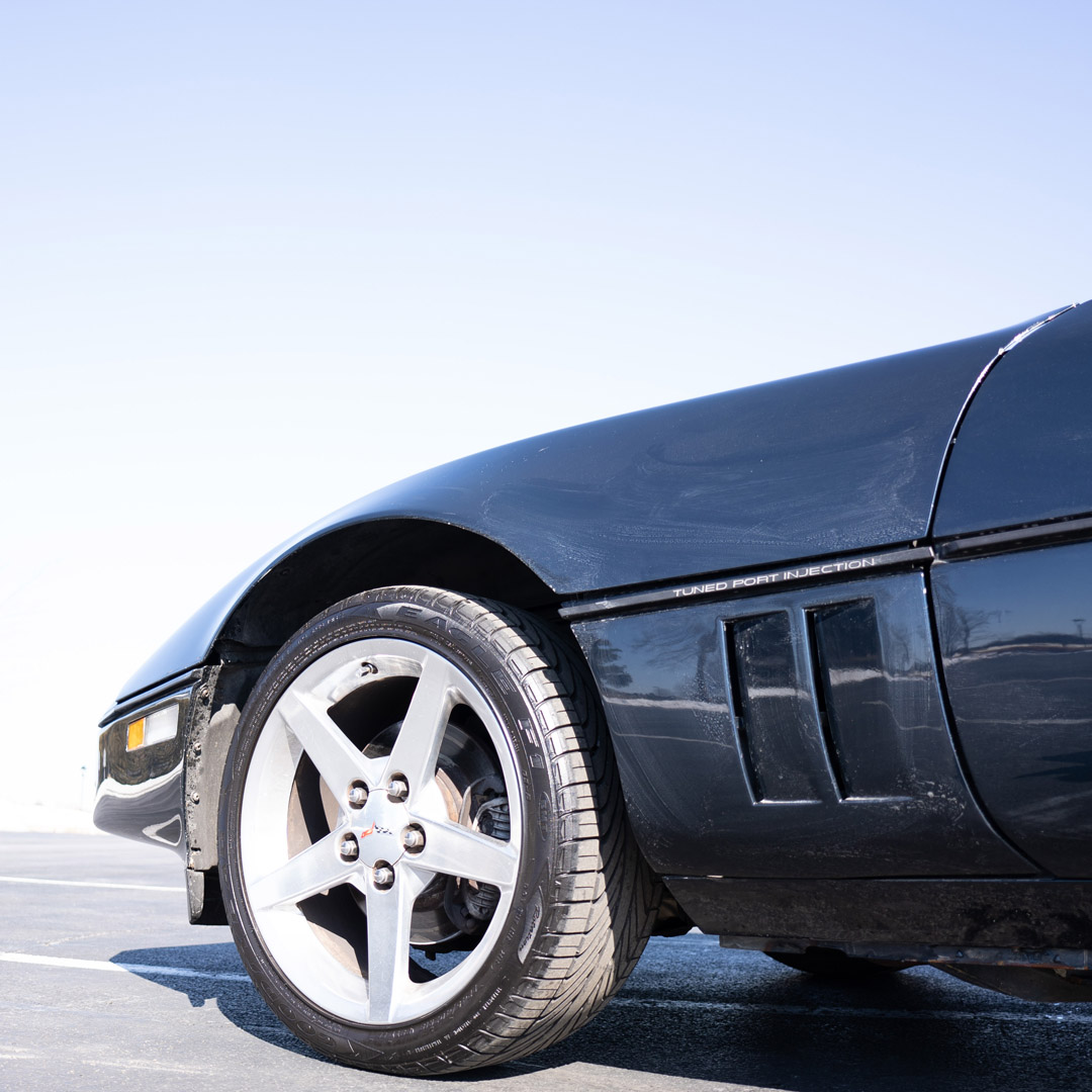 1989 Chevrolet Corvette - Engine Photo